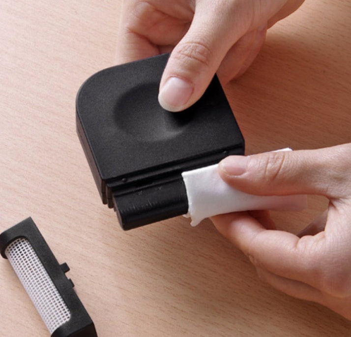 Portable Manual Sofa Clothes Cleaning Brushes - FUTURISTIC FLAIR 