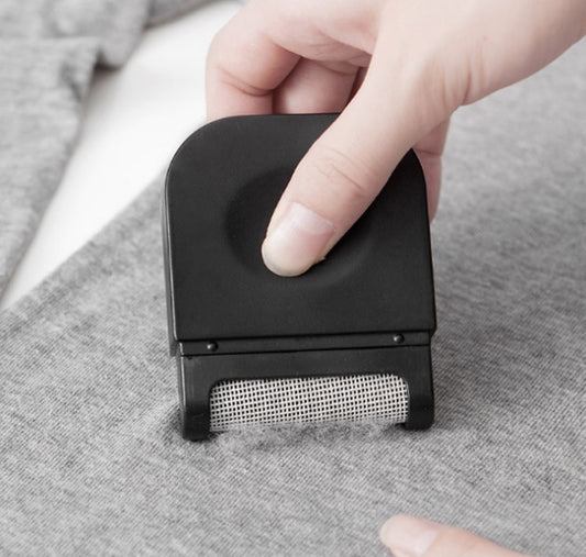 Portable Manual Sofa Clothes Cleaning Brushes - FUTURISTIC FLAIR 